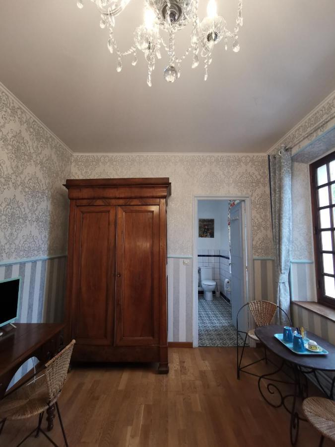 Le Coin Des Artistes Bed & Breakfast Giverny Exterior photo