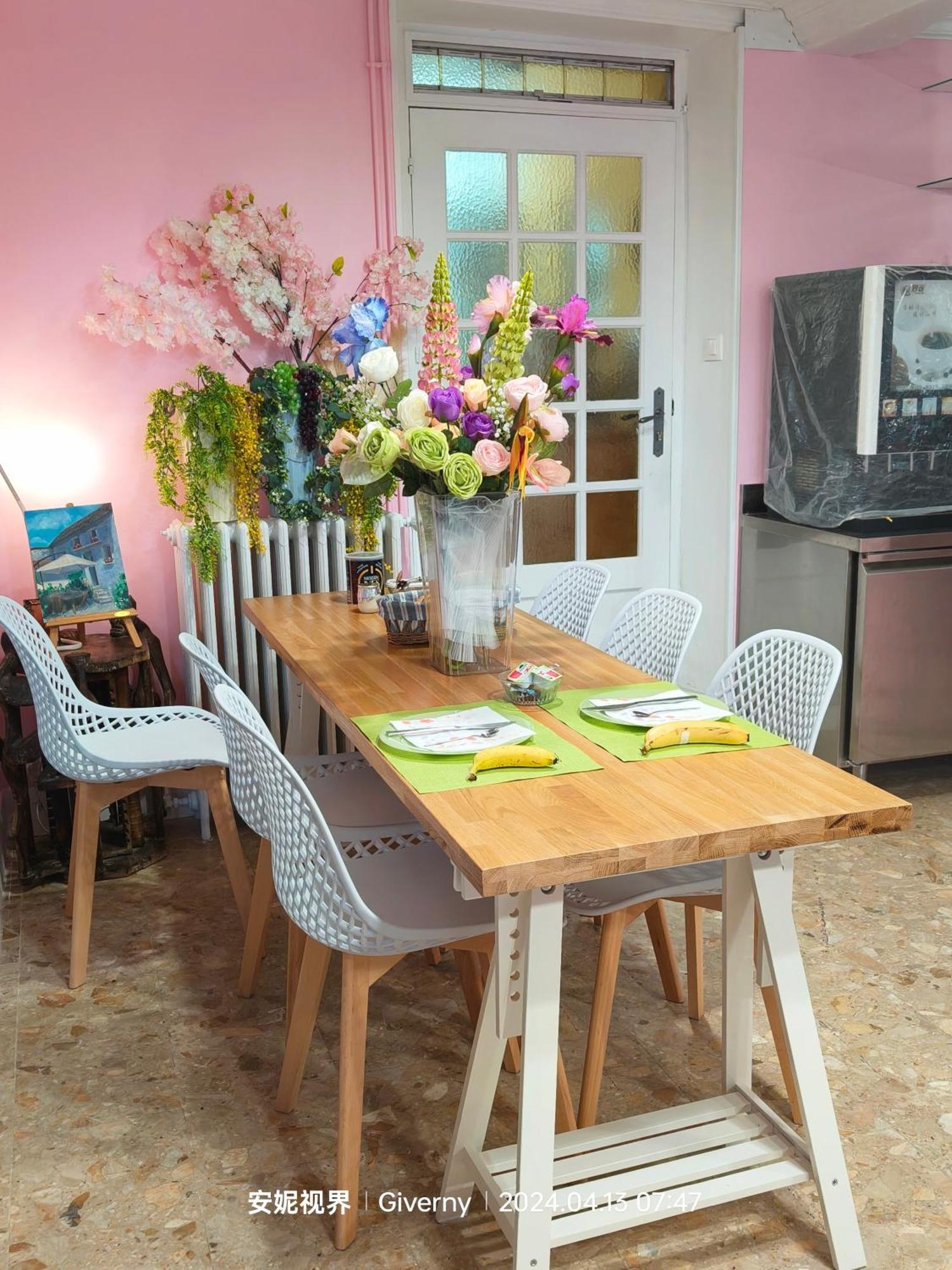 Le Coin Des Artistes Bed & Breakfast Giverny Exterior photo